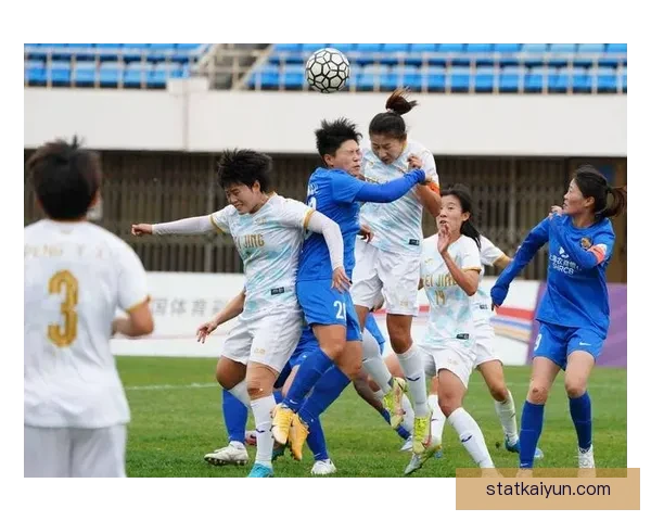 北京国安在先农坛主场迎战对手，状态回暖值得关注