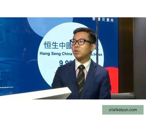 韦阿比赛阅读能力持续提升，场上决策表现稳健
